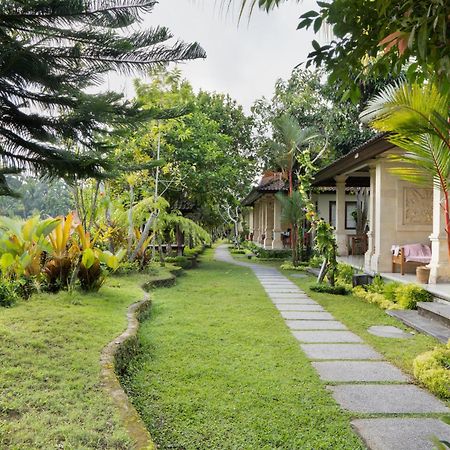 Masia Villa Ubud Exteriör bild