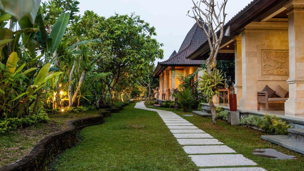 Masia Villa Ubud Exteriör bild